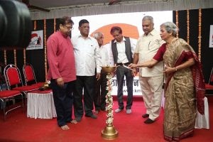 साथ देणाऱ्यांचे मनःपूर्वक आभार!